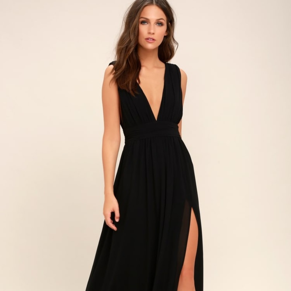 Lulus Heavenly Hues Black dress!